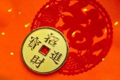 什么样的八字天生不聚财？该如何化解？