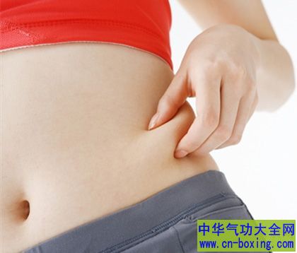 女人腰上有点肉