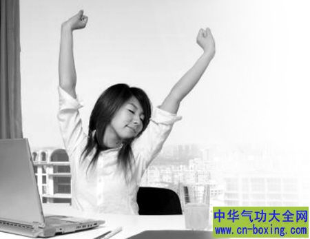 快动动吧！上班族久坐危害大