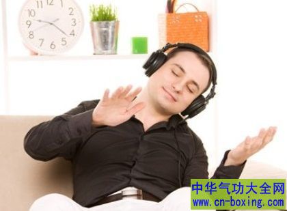 快动动吧！上班族久坐危害大