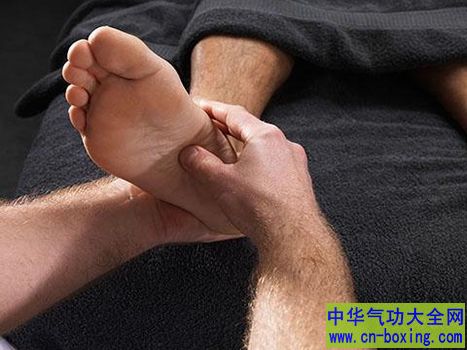 男人补肾的黄金时间 男人泡脚好处多