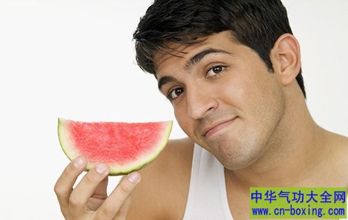 吃西瓜的好处有哪些？西瓜竟然能降血压 