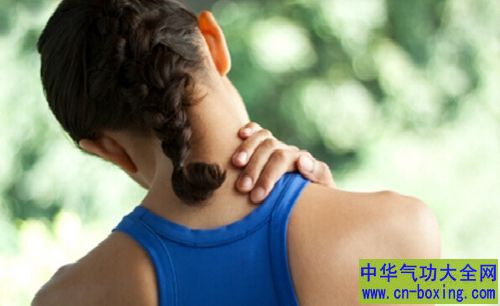 肩周炎 动一动，走一走可缓解