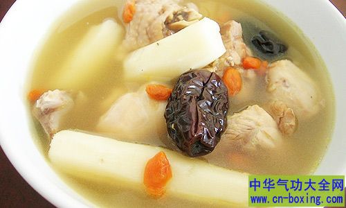 秋季话养生 清淡饮食勤喝汤