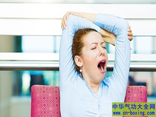 秋 季湿气重容易疲倦 这些习惯增加体内湿气