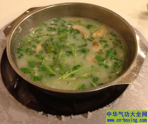 大米芫荽汤治疗伤风咳嗽