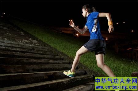 夜间忌运动？医师：作息正常 利大于弊