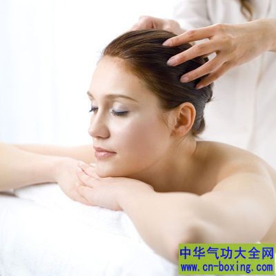 中医看偏头痛 偏头痛特效穴“翳风穴”