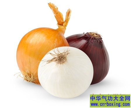 把洋葱放入耳朵一夜 奇效出现了