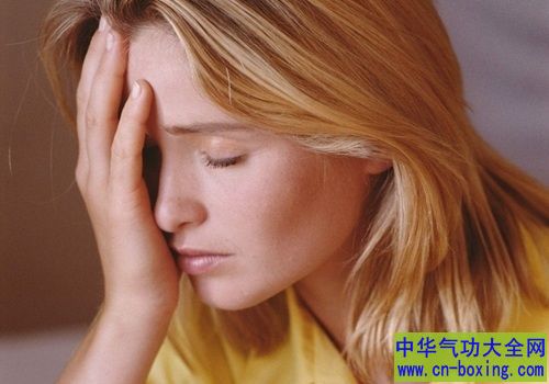 阴雨天易情绪低落 穴道按摩可解