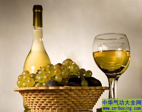 每周饮酒不超6杯 对健康有帮助