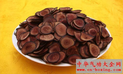 红枣鹿茸茶具有养颜功效 五类症状不宜服用鹿茸