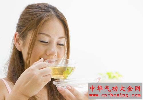 常喝茶预防皮肤癌