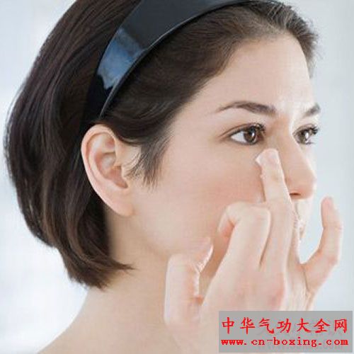 黑眼圈