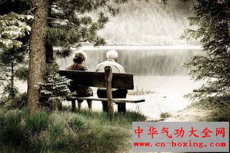 老年痴呆症 4种令人吃惊的前兆 