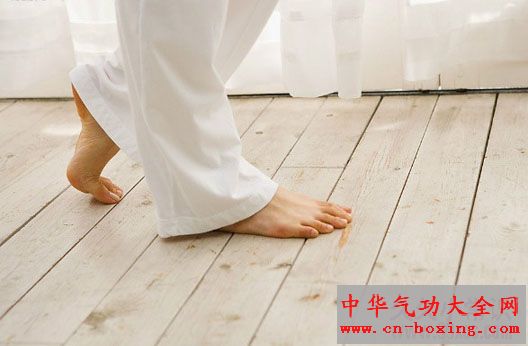 光脚养生法 让你越活越年轻