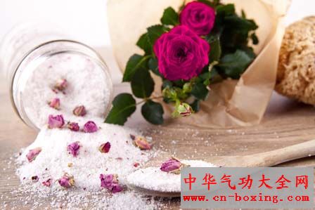 用这种价廉的东西泡澡 排毒防辐射