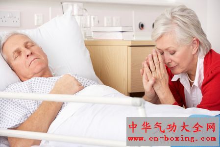 脑中风有征兆 3招教你辨识