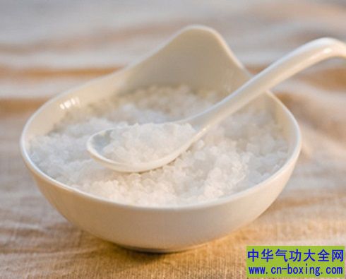 生活中吃盐过多有哪些危害？