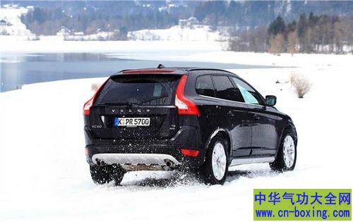 大风雪？五个雪中驾车的保命方法