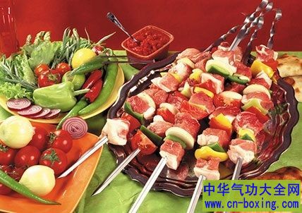 警惕!晚上吃宵夜别“碰”5种食物